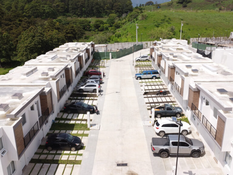 ALTOS DE GUAYACÁN
